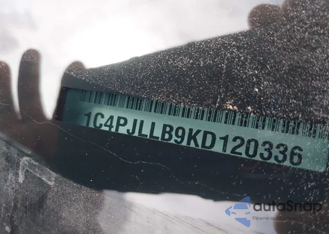 2019 Jeep Cherokee Latitude Plus Fwd from USA, damaged, VIN 1C4PJLLB9KD120336